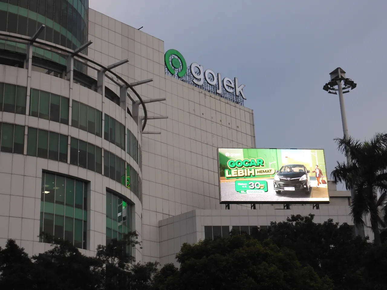 GoTo Mencatatkan Laba